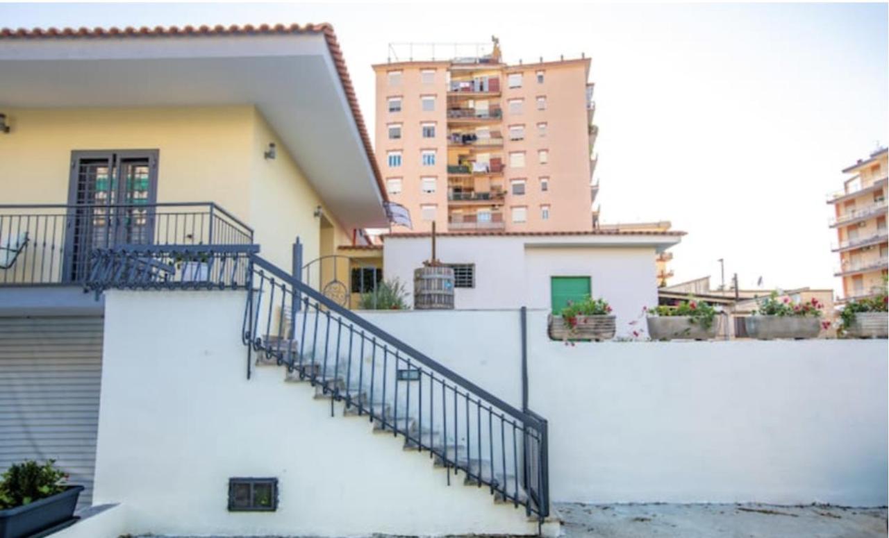 La Razza Home&Restaurant Gragnano Exterior photo